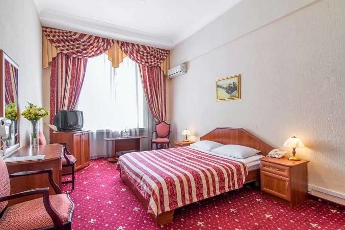 Hotel Ukraine 